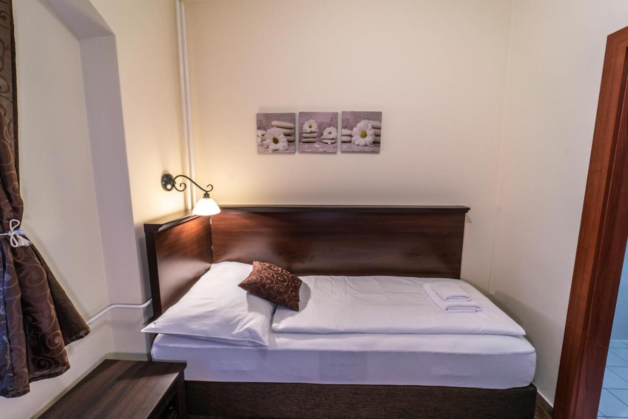 Hotel Koruna Prachatice Kültér fotó