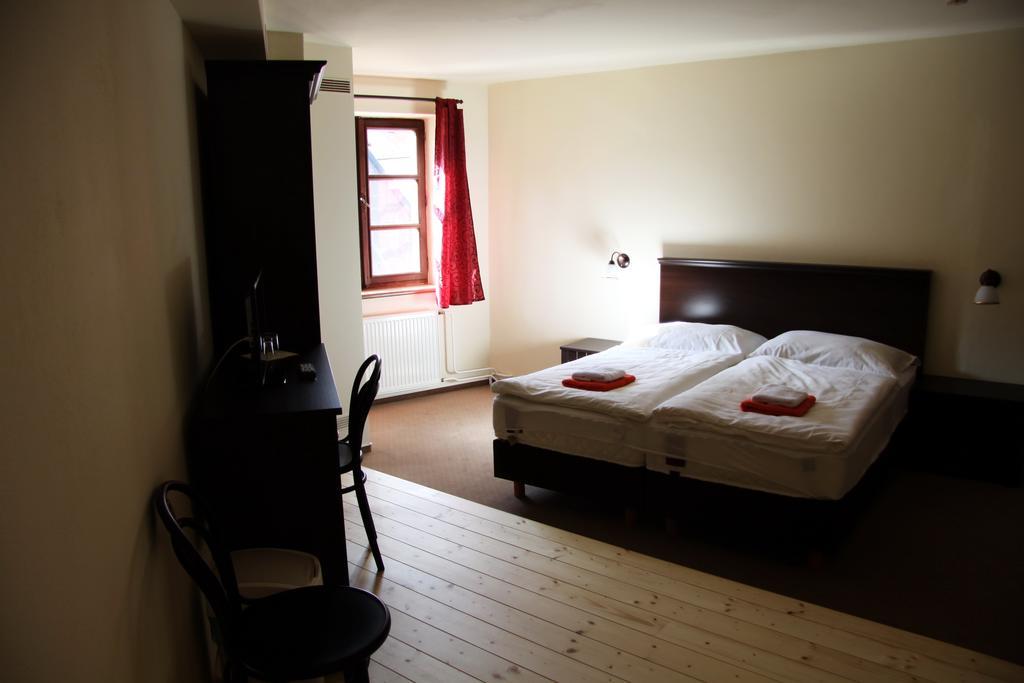 Hotel Koruna Prachatice Kültér fotó